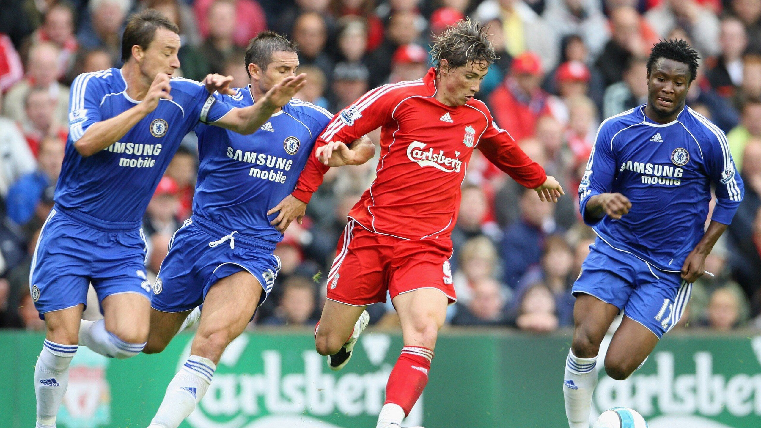 kaiyun体育综合-英超最后一刻：天王神奇远射成经典，英超球王